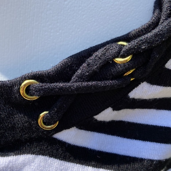 INC International Concepts black and white stripe grommet and lace tank size M - Picture 6 of 7